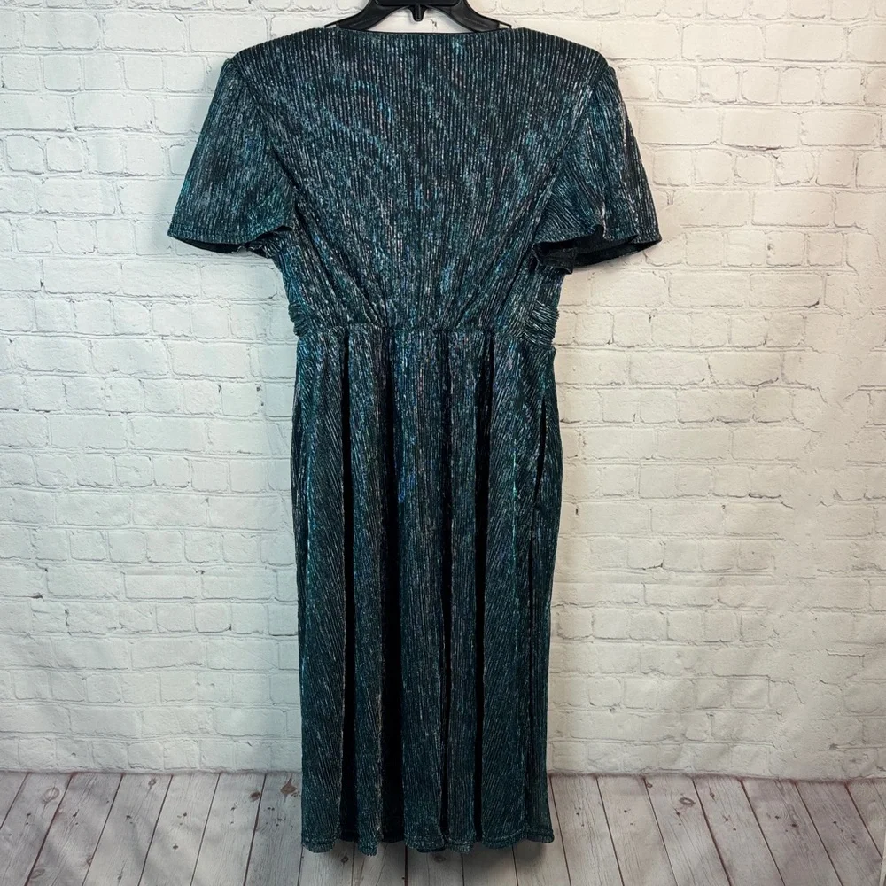 BloomChic Shimmering Teal and Black Midi Dress Size Medium 10 - Picture 7 of 7